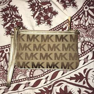Michael Kors wristlet